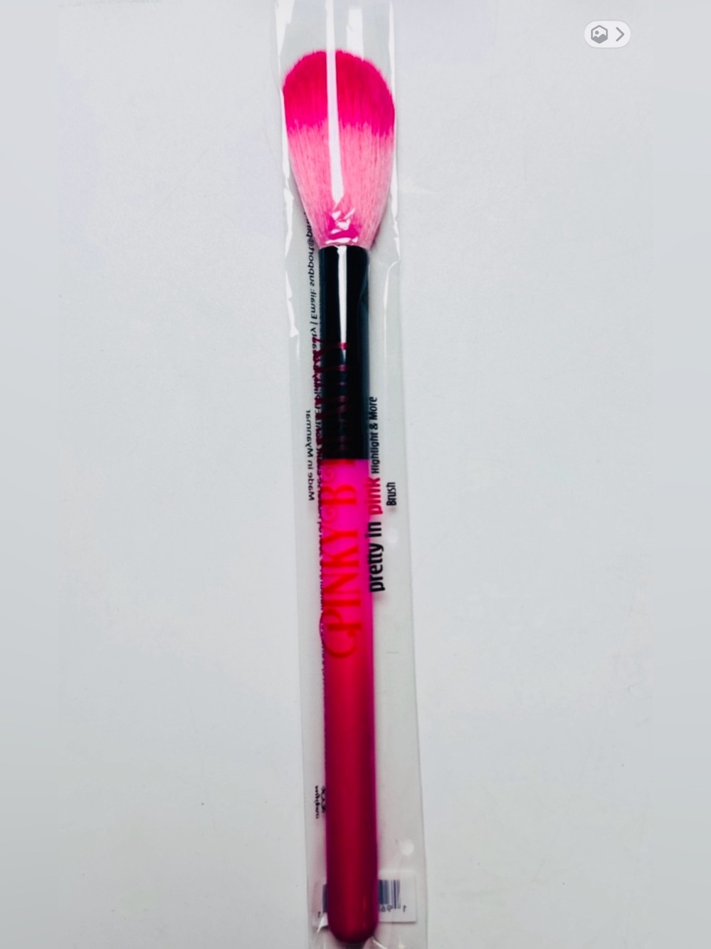 Pinky B Pretty in Pink Highlight & More Makeup Brush Pink Ombre New